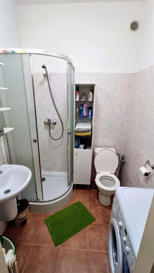 Nice Apartment By The Center Прага Экстерьер фото